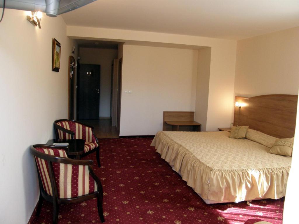 Hotel Center アプリルツィ 部屋 写真